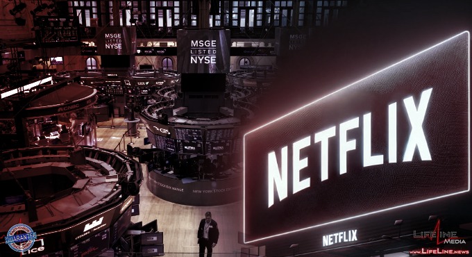 Wall Street, Netflix sign